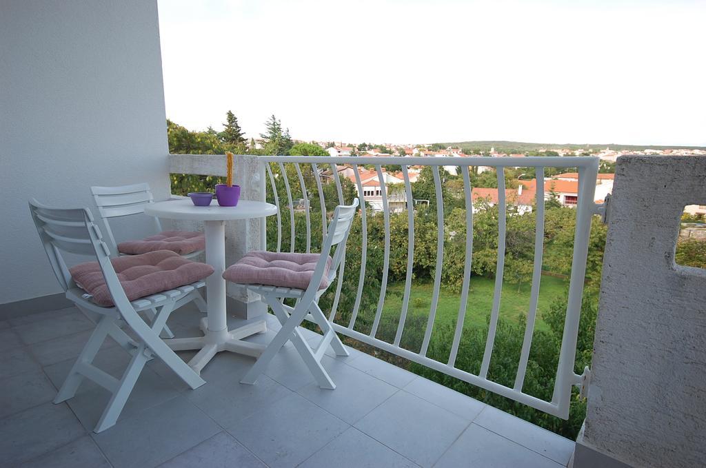 Apartments Curicta 1 Krk Town Exterior foto